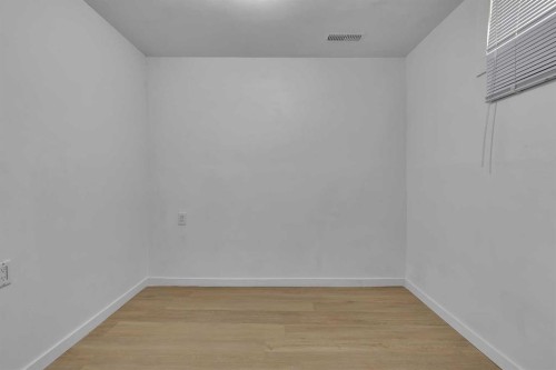 20 Whitmire Road Ne, Calgary, AB - Indoor Photo Showing Other Room
