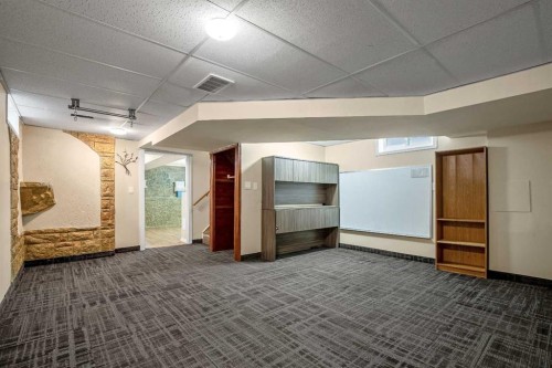 29 Woodglen Crescent Sw, Calgary, AB - Indoor