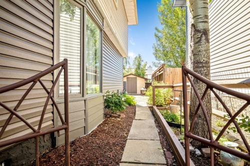 29 Woodglen Crescent Sw, Calgary, AB - Outdoor With Exterior