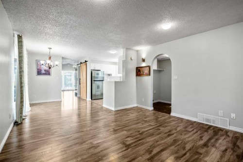 29 Woodglen Crescent Sw, Calgary, AB - Indoor