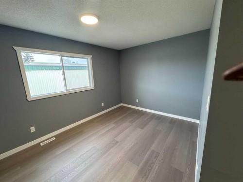 470-3223 83 Street Nw, Calgary, AB 