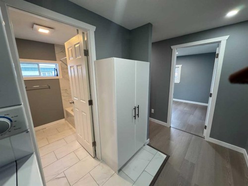 470-3223 83 Street Nw, Calgary, AB 