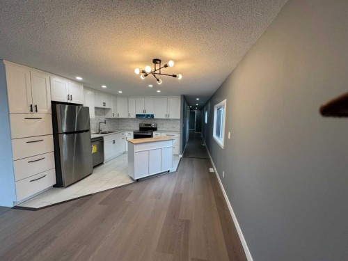 470-3223 83 Street Nw, Calgary, AB 