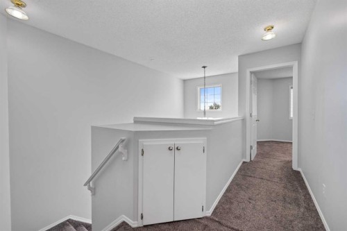 14 Tarington Park Ne, Calgary, AB - Indoor Photo Showing Other Room