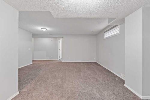 14 Tarington Park Ne, Calgary, AB - Indoor