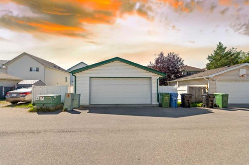 14 Tarington Park Ne, Calgary, AB - Outdoor