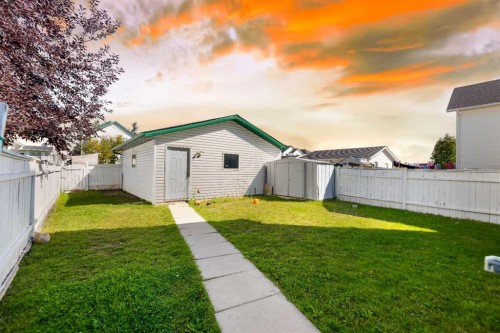 14 Tarington Park Ne, Calgary, AB - Outdoor