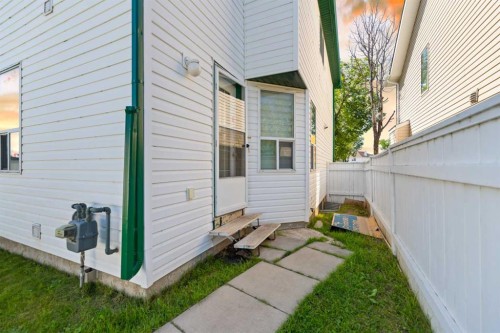 14 Tarington Park Ne, Calgary, AB - Outdoor With Exterior