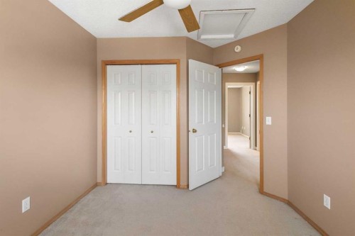 83 Harvest Oak Circle Ne, Calgary, AB - Indoor Photo Showing Other Room