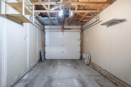 83 Harvest Oak Circle Ne, Calgary, AB - Indoor Photo Showing Garage