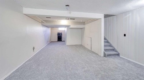 268 Falton Drive Ne, Calgary, AB - Indoor Photo Showing Other Room