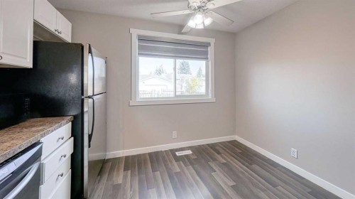 268 Falton Drive Ne, Calgary, AB - Indoor Photo Showing Kitchen