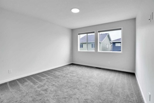 8 Corner Glen Row Ne, Calgary, AB - Indoor Photo Showing Other Room