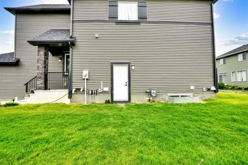 8 Corner Glen Row Ne, Calgary, AB - Outdoor With Exterior