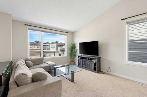 89 Sage Bluff Rise Nw, Calgary, AB - Indoor Photo Showing Living Room