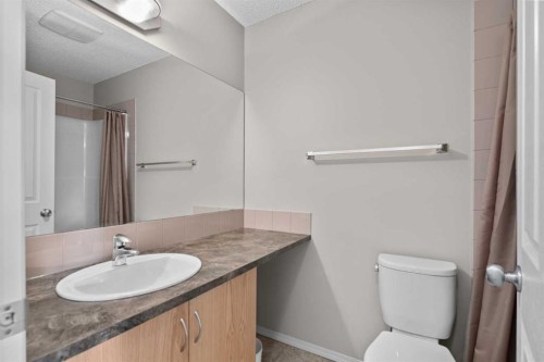 85 Panatella Villas Nw, Calgary, AB - Indoor Photo Showing Bathroom