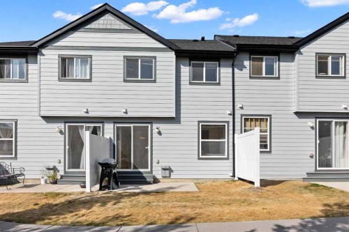 85 Panatella Villas Nw, Calgary, AB - Outdoor With Exterior