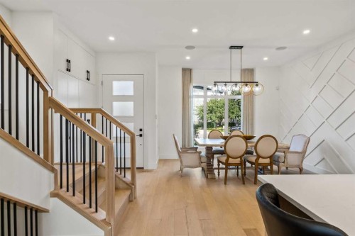 2131 32 Avenue Sw, Calgary, AB - Indoor Photo Showing Other Room