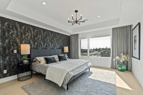 2131 32 Avenue Sw, Calgary, AB - Indoor Photo Showing Bedroom