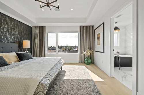 2131 32 Avenue Sw, Calgary, AB - Indoor Photo Showing Bedroom