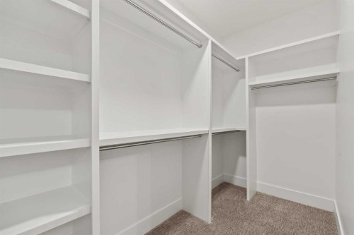 2131 32 Avenue Sw, Calgary, AB - Indoor With Storage