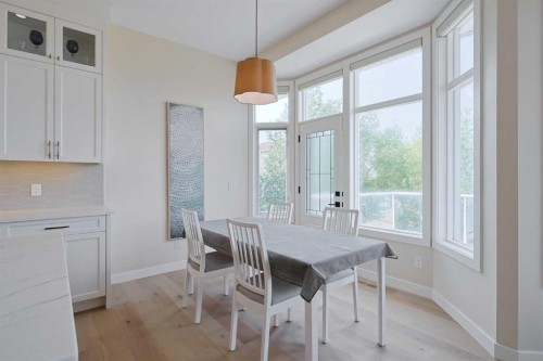 271 Hamptons Terrace Nw, Calgary, AB - Indoor Photo Showing Dining Room