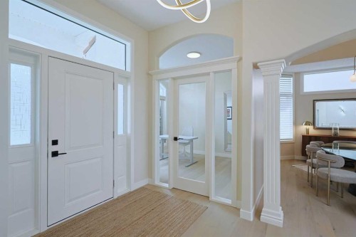 271 Hamptons Terrace Nw, Calgary, AB - Indoor Photo Showing Other Room