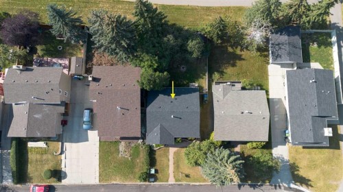 39 Bearberry Crescent Nw, Calgary, AB - Outdoor With View