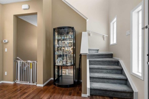 80 Legacy Crescent Se, Calgary, AB - Indoor Photo Showing Other Room