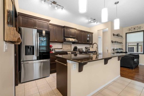 80 Legacy Crescent Se, Calgary, AB - Indoor Photo Showing Kitchen With Stainless Steel Kitchen With Upgraded Kitchen