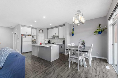 17 Saddlecrest Crescent Ne, Calgary, AB - Indoor