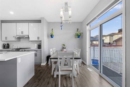 17 Saddlecrest Crescent Ne, Calgary, AB - Indoor Photo Showing Other Room