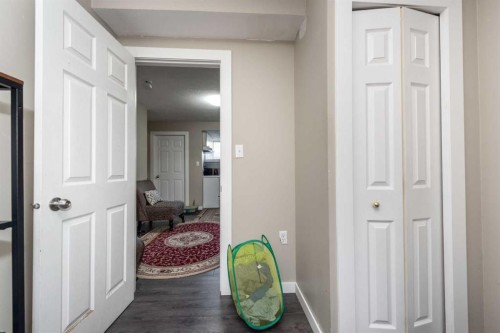 10 Tarawood Lane Ne, Calgary, AB - Indoor Photo Showing Other Room