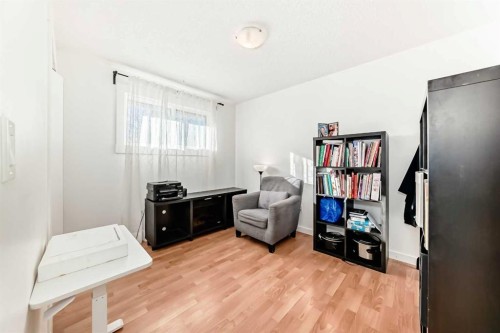 5903 4 Avenue Ne, Calgary, AB - Indoor