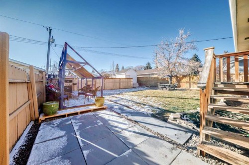 5903 4 Avenue Ne, Calgary, AB - Outdoor