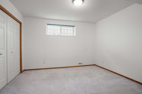 70 Anaheim Green Ne, Calgary, AB - Indoor Photo Showing Other Room