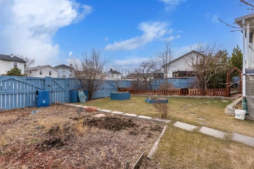 70 Anaheim Green Ne, Calgary, AB - Outdoor