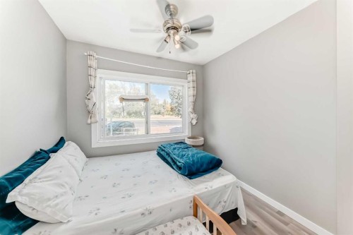 4611 50 Street, Red Deer, AB - Indoor Photo Showing Bedroom