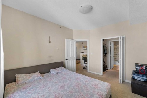 1406-333 Taravista Drive Ne, Calgary, AB - Indoor Photo Showing Bedroom