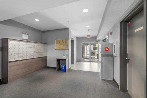 1406-333 Taravista Drive Ne, Calgary, AB - Indoor Photo Showing Other Room