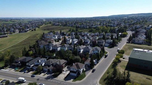 10929 Hidden Valley Drive Nw, Calgary, AB 