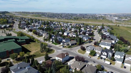 10929 Hidden Valley Drive Nw, Calgary, AB 