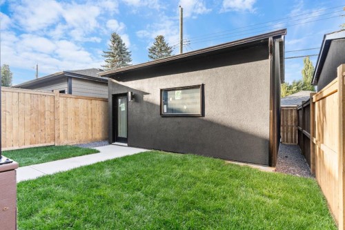 1904 48 Avenue Sw, Calgary, AB - Outdoor With Exterior