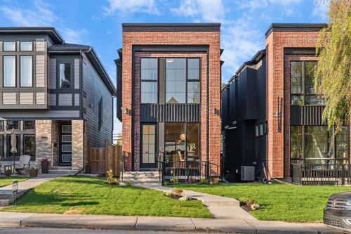 1904 48 Avenue Sw, Calgary, AB - Outdoor With Facade
