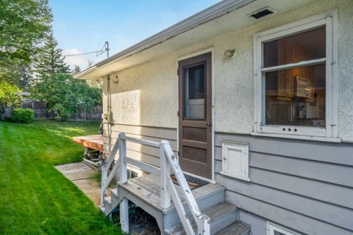 1437 23 Street Sw, Calgary, AB - Outdoor With Exterior