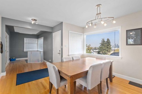 1437 23 Street Sw, Calgary, AB - Indoor Photo Showing Dining Room