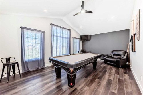 6 Emberside Green, Cochrane, AB - Indoor Photo Showing Other Room