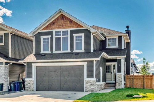 6 Emberside Green  Cochrane, AB T4C 3A8