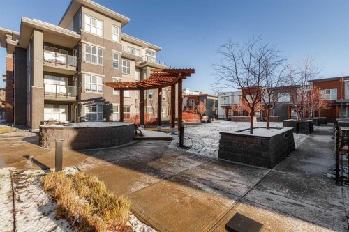 1119-95 Burma Star Road, Calgary, AB - Outdoor