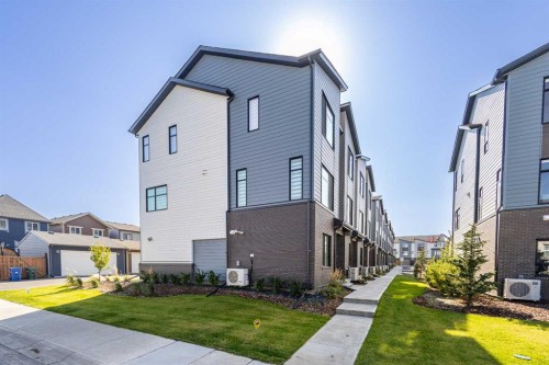 61-903 Mahogany Boulevard Se, Calgary, AB - Outdoor